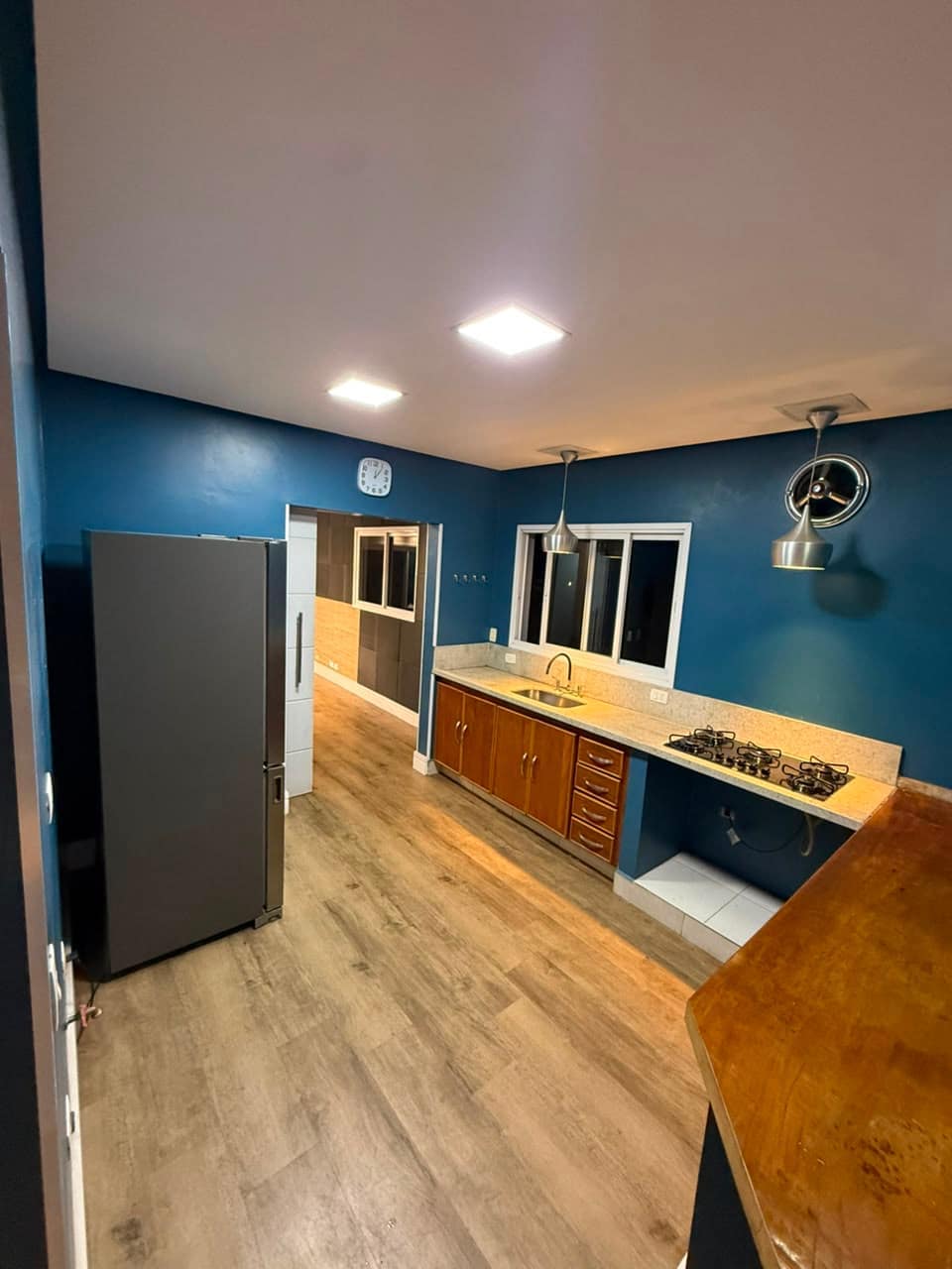 Miniatura da foto 28 do imóvel Casa de Alto Padrão com 3 Suítes, Escritório e Lareira em Condomínio