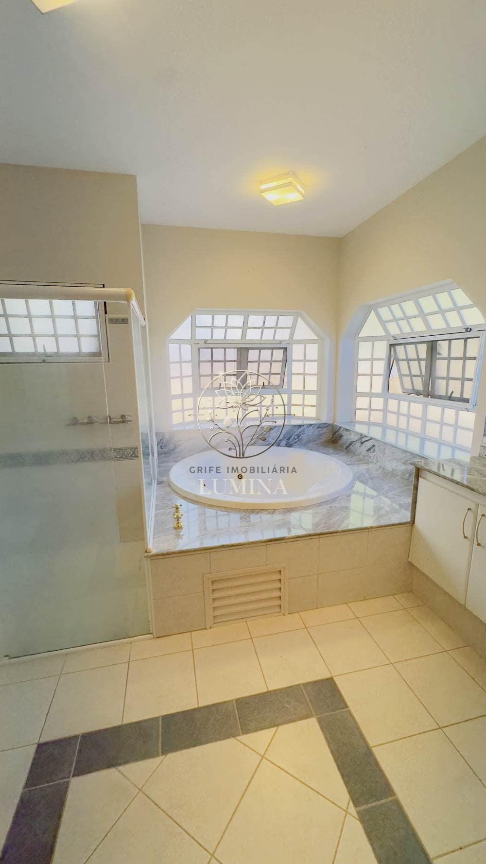 Miniatura da foto 16 do imóvel Elegante Propriedade com Piscina, Gourmet e Suítes Planejadas