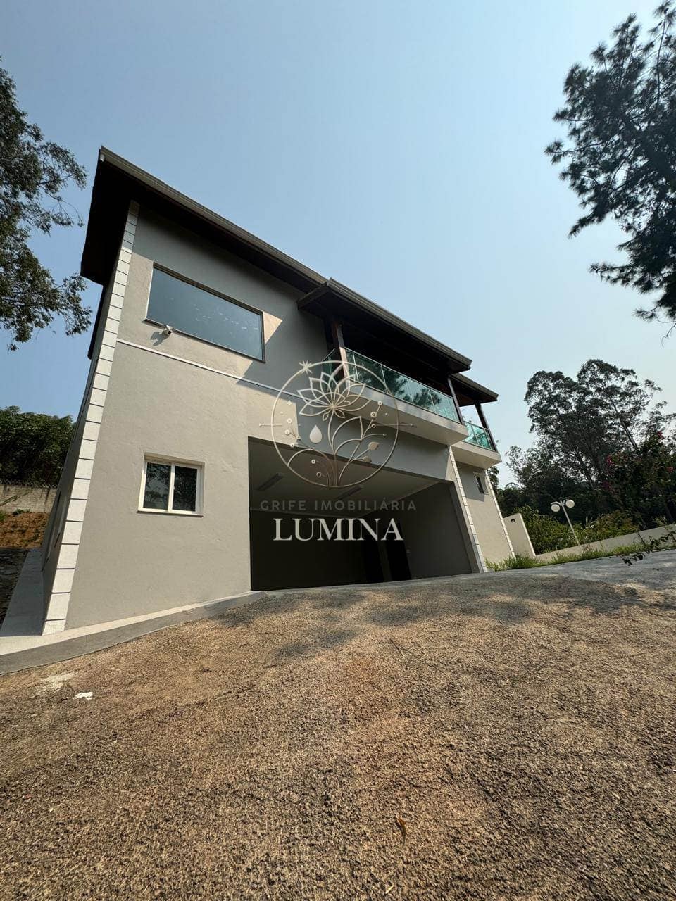 Foto do imóvel Ampla Residnência no Loteamento Capital Ville, imagem 1 de 1